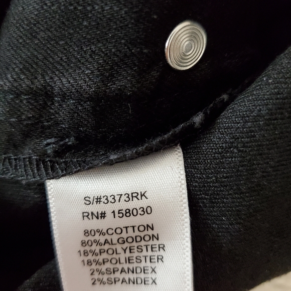 Love Tree Black Denim Overall Shorts - Picture 8 of 11